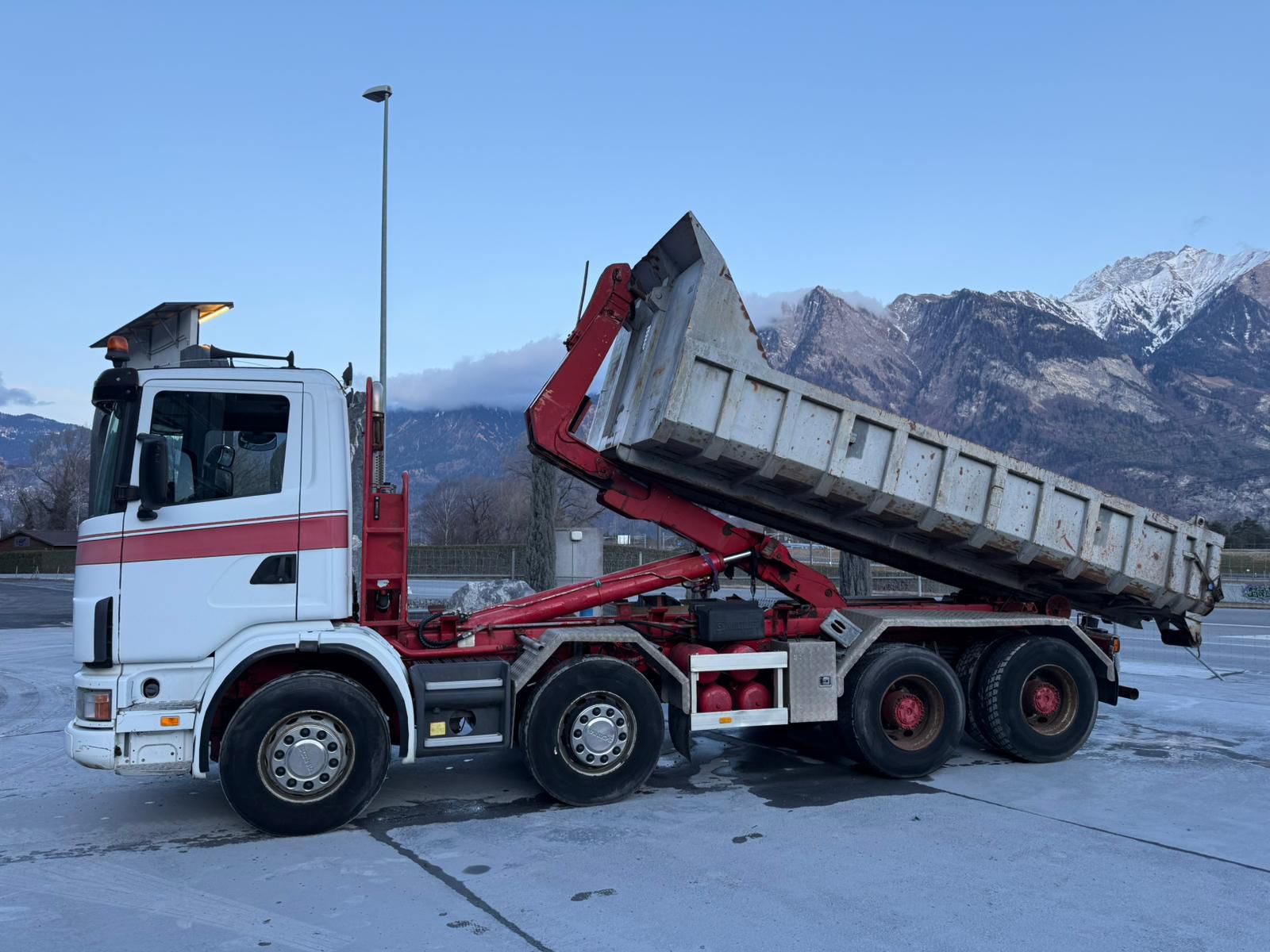 WhatsApp Image 2026-02-12 at 20.22.12 (2).jpeg